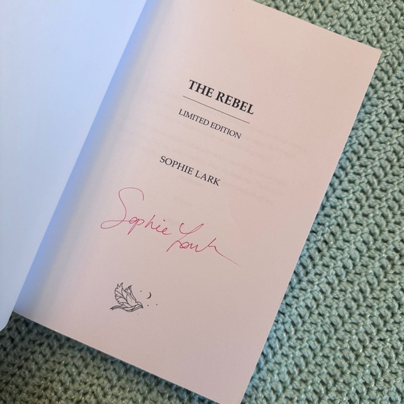 🖋️ The Rebel by Sophie Lark Signed Paperback - Picture 3 of 5